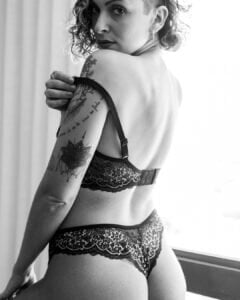 ensaio de lingerie em casa